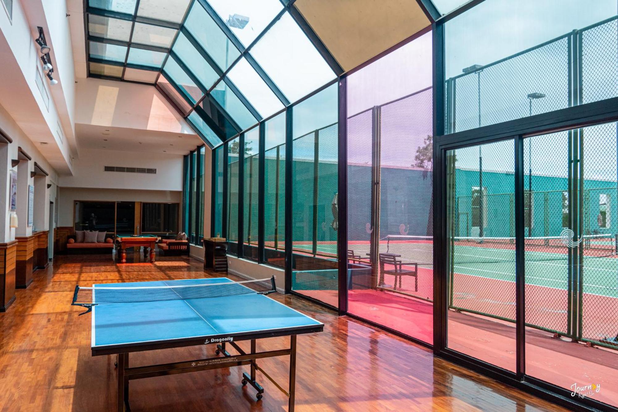 Hilton Hua Hin Resort & Spa Exterior foto The Sports and Wellness Center